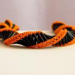 Statement Black Orange spir..