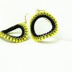 Urban chic yellow grey blac..
